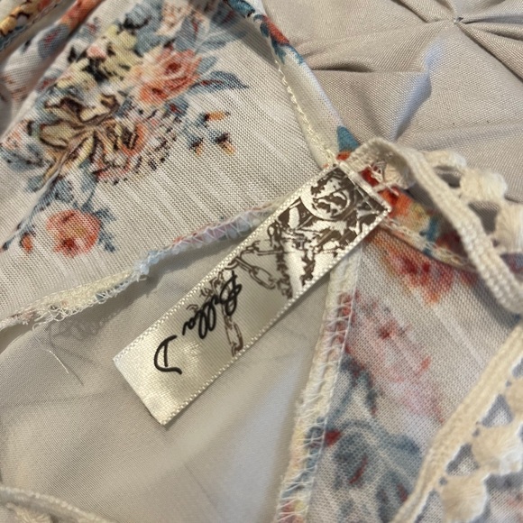 Bella D summer floral blouse - Picture 4 of 8